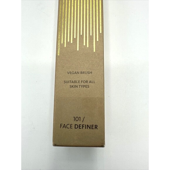 Zoeva 101 Bamboo Face Definer Vegan Brush All Skin Types- NEW IN BOX - Picture 2 of 3